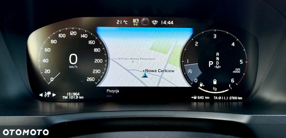 Volvo XC 90 B5 D AWD Momentum Pro - 28