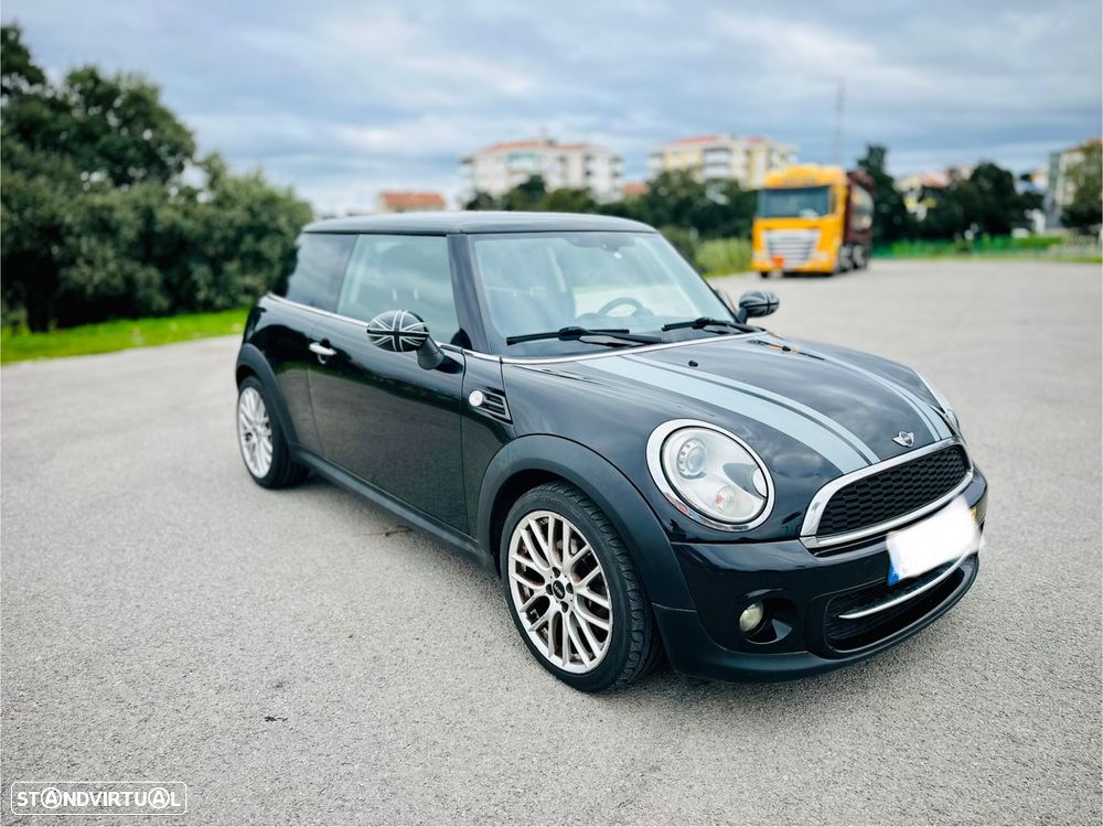 MINI 3 Portas Cooper D - 11