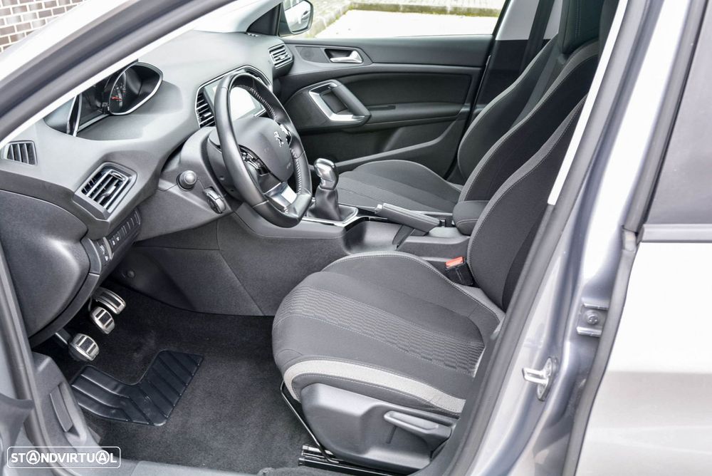 Peugeot 308 SW 1.6 BlueHDi Allure - 17