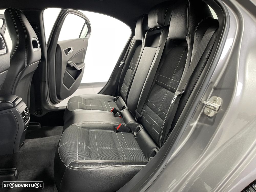 Mercedes-Benz A 180 CDI BE Edition Urban - 37