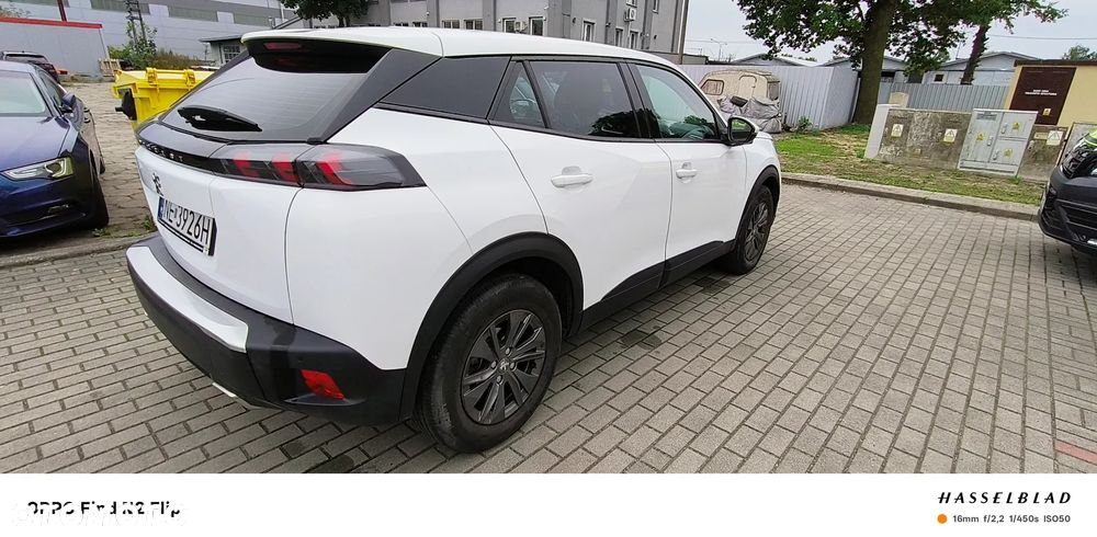 Peugeot 2008 1.2 PureTech Active S&S EAT8 - 16