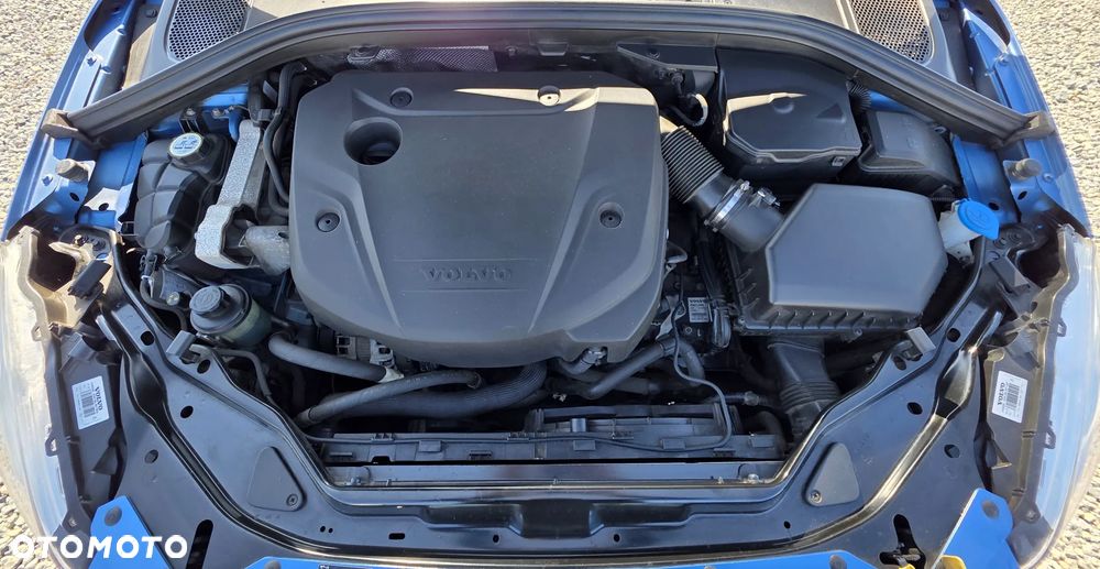 Volvo XC 60 D4 Geartronic Momentum - 24