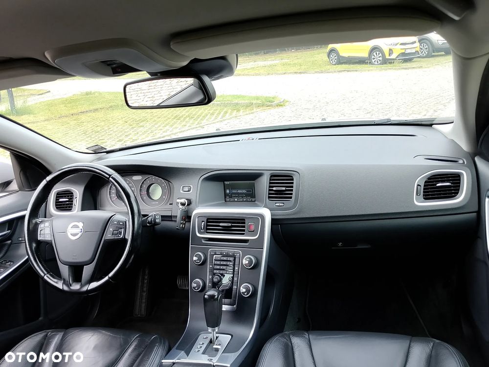 Volvo V60 - 24