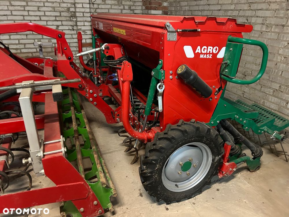 Agro-Masz S300 - 16