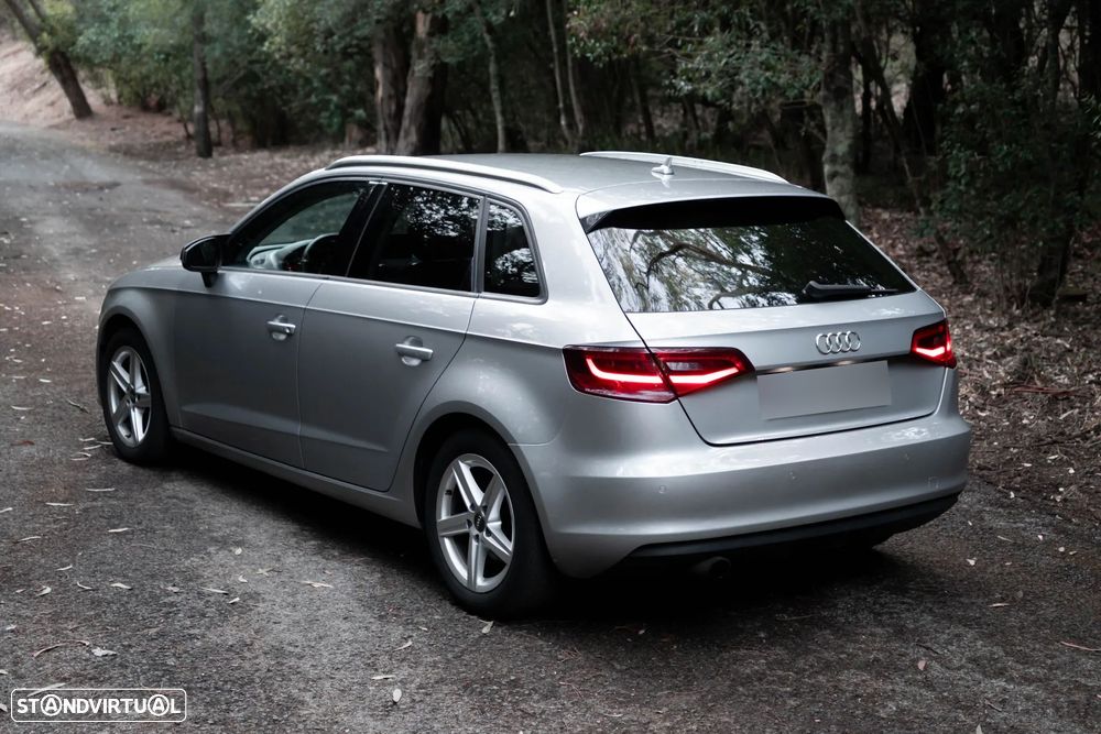Audi A3 Sportback 1.6 TDI (clean diesel) Attraction - 8