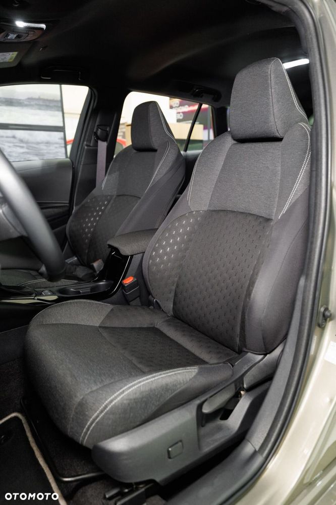 Toyota Corolla 1.8 Hybrid Comfort - 8