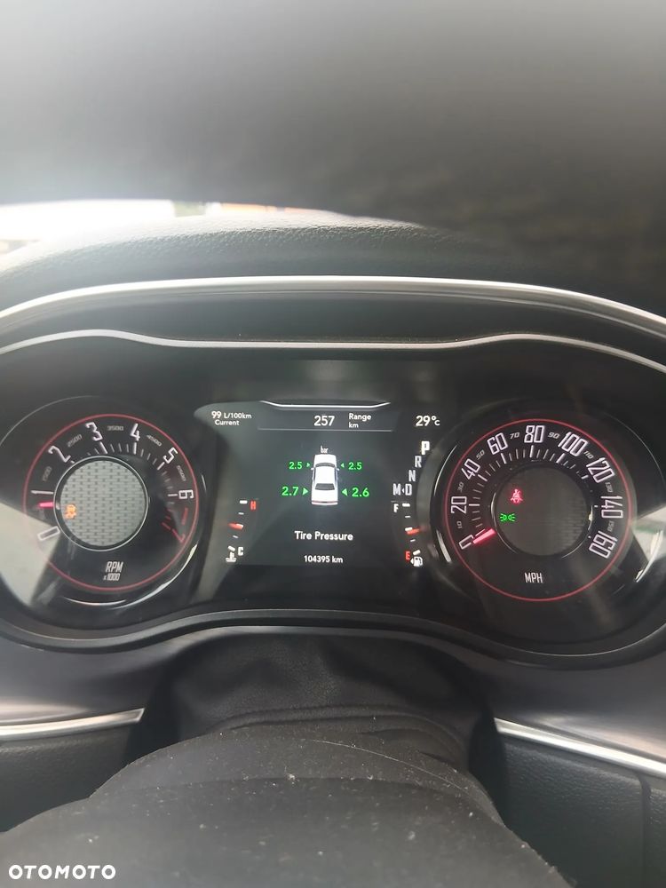 Dodge Challenger Automatik SXT Plus - 7