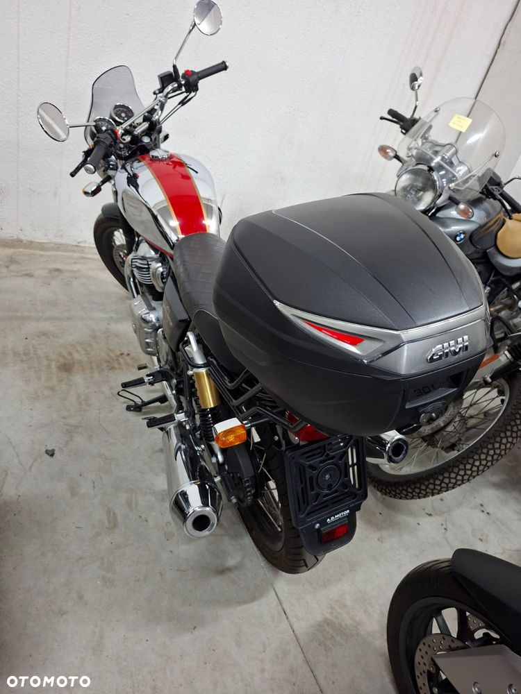 Royal Enfield Interceptor - 6
