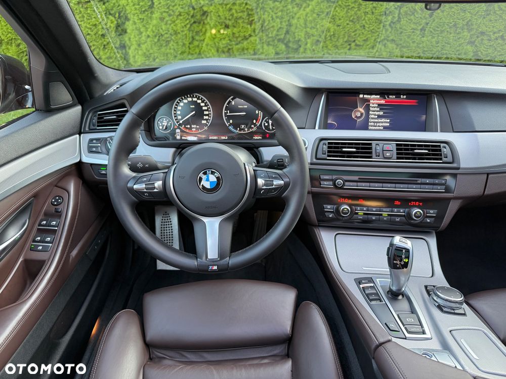 BMW Seria 5 520d M Sport - 17