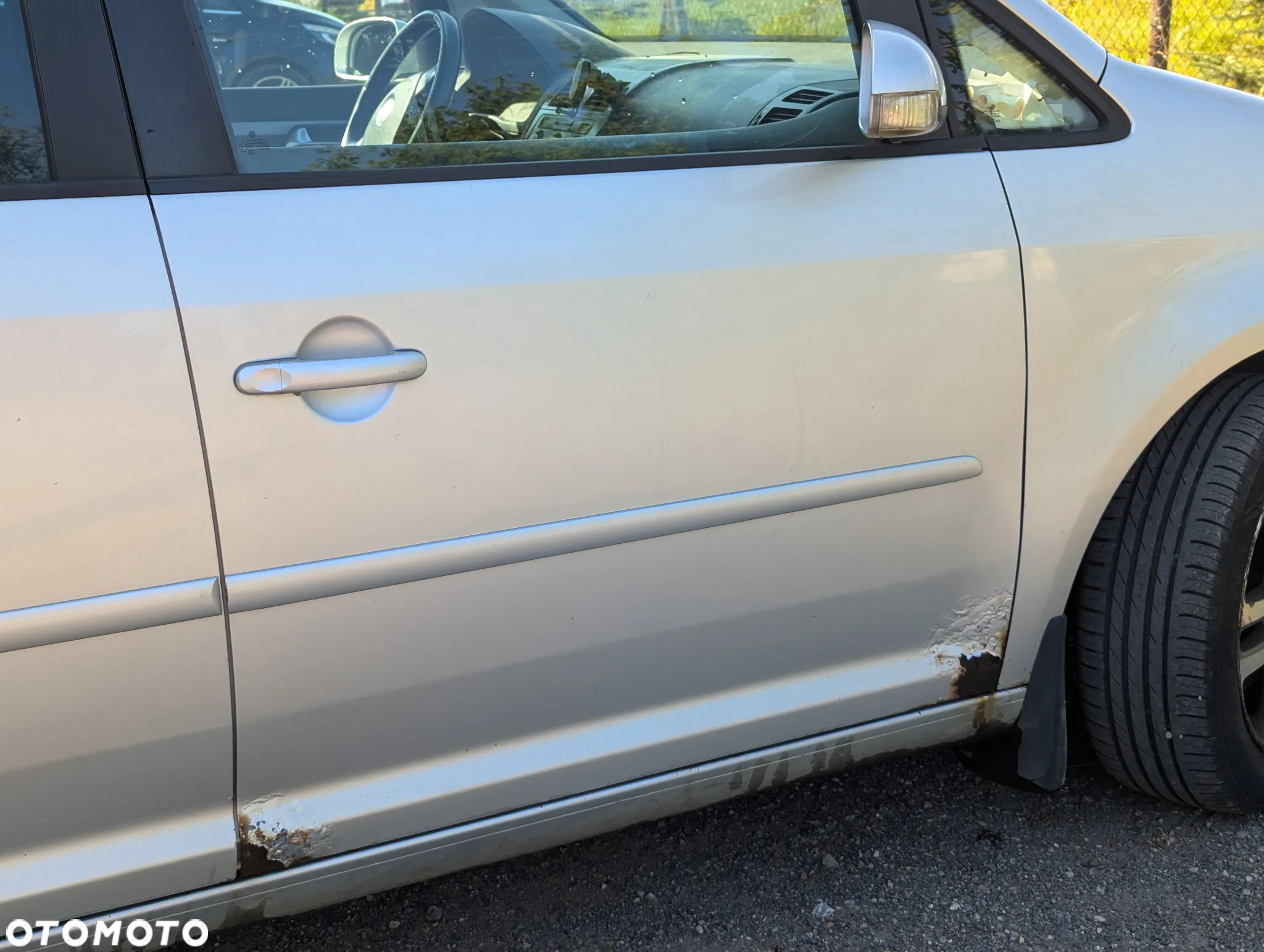 Volkswagen Touran 1.9 TDI Conceptline - 13