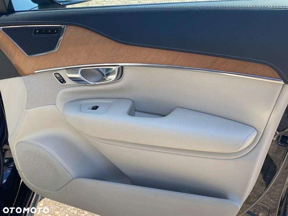 Volvo XC 90 B5 D AWD Inscription - 9