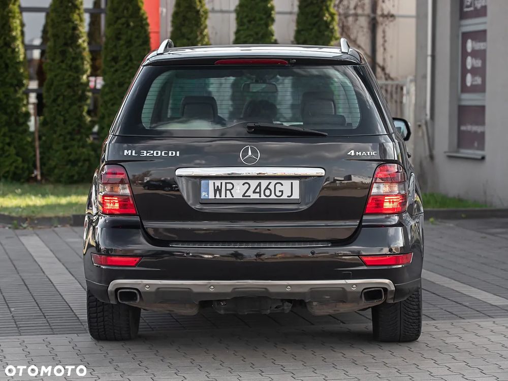 Mercedes-Benz ML 320 CDI 4-Matic - 11