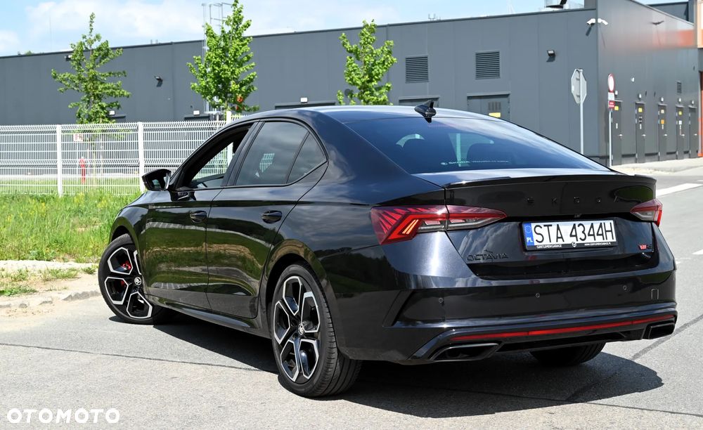 Skoda Octavia 2.0 TDI RS DSG - 22
