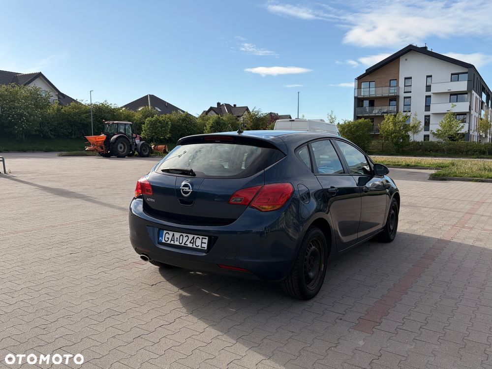 Opel Astra 1.4 Turbo - 5