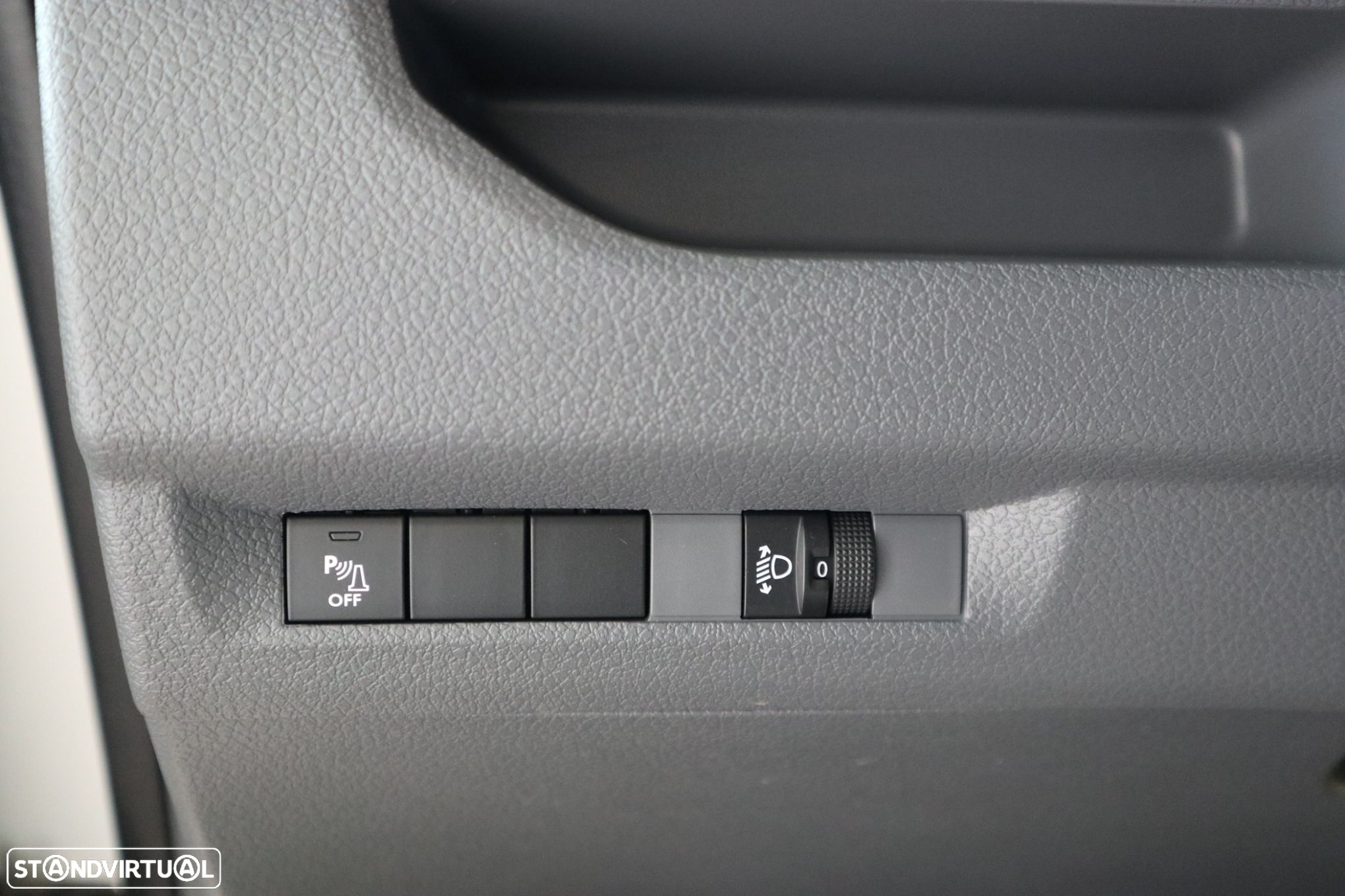 Opel Vivaro 1.5 CDTi L3H1 Essentia - 27