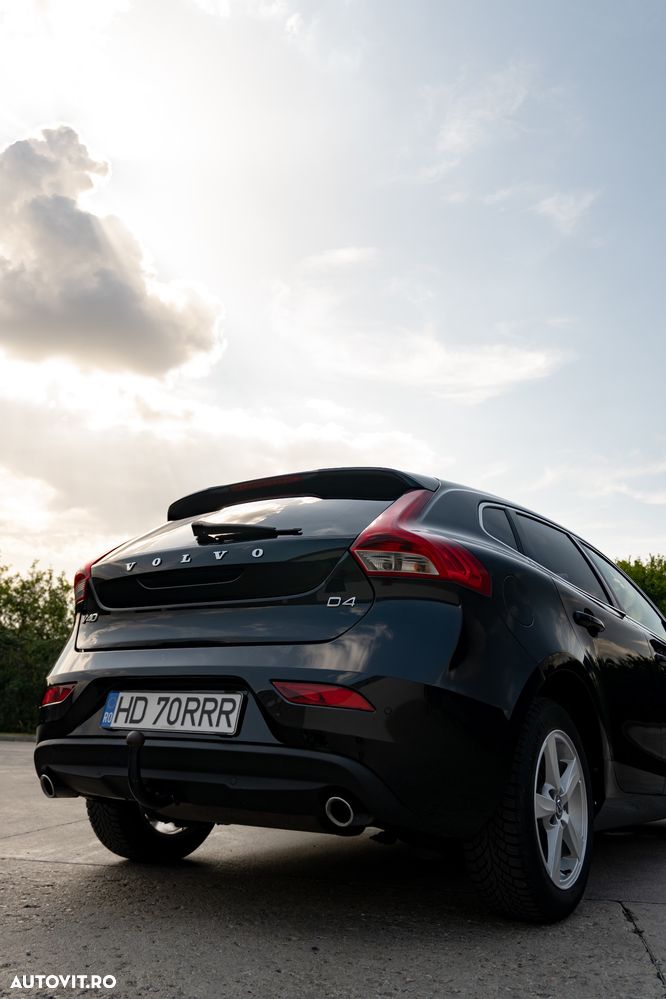 Volvo V40 D4 Summum - 3
