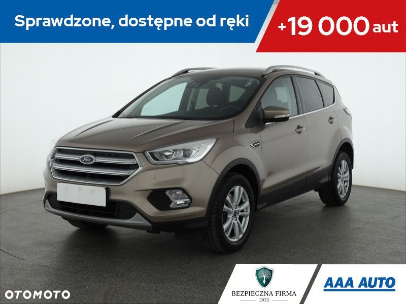 Ford Kuga - 1