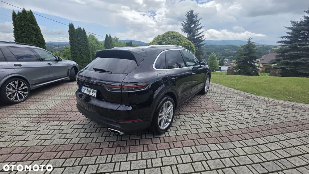 Porsche Cayenne Standard - 5