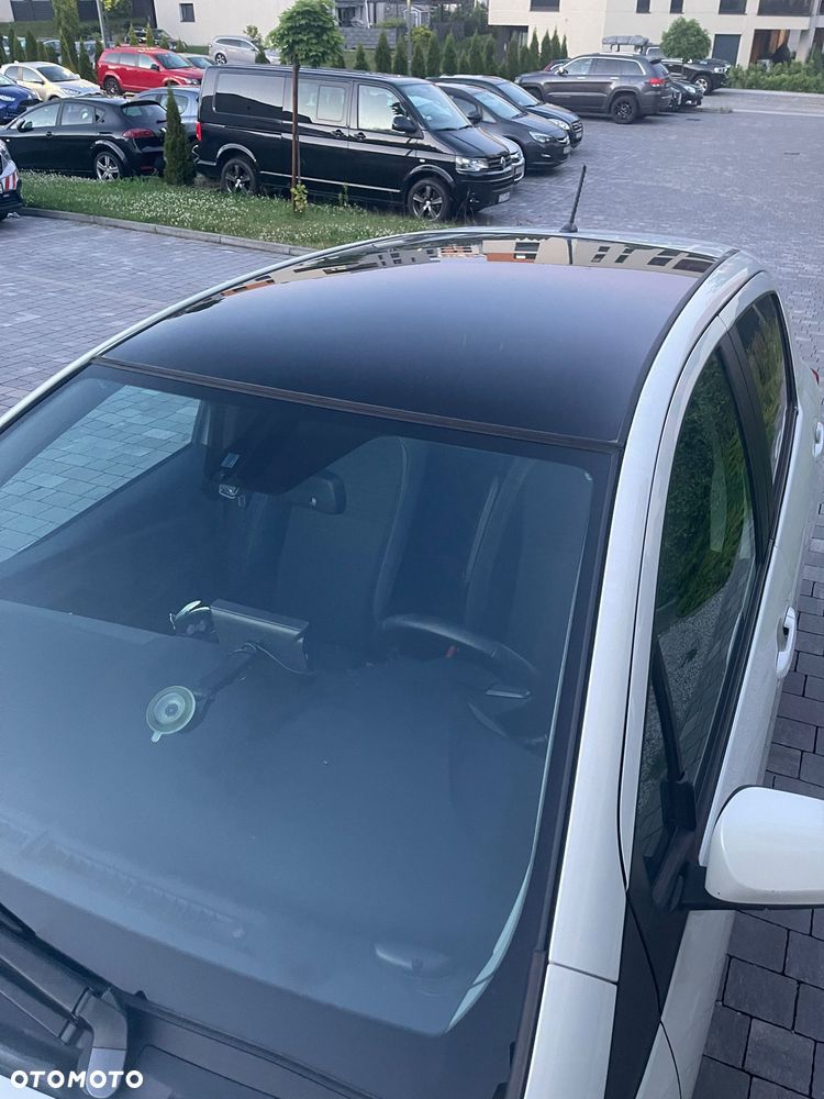 Toyota Yaris - 17