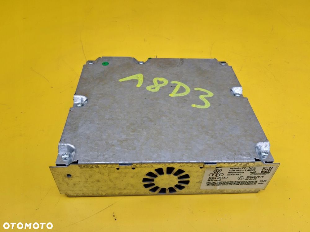 AUDI A8 D3 TUNER DVB-T - 1
