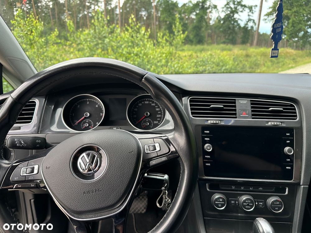 Volkswagen Golf 2.0 TDI (BlueMotion Technology) DSG Comfortline - 12