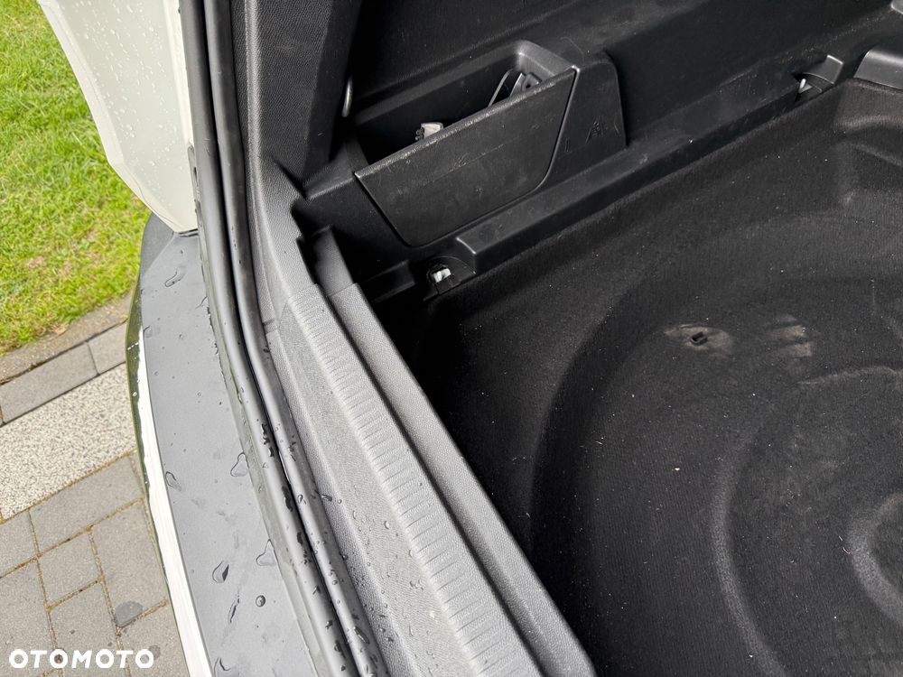 Peugeot 3008 BlueHDi 130 Stop & Start EAT8 GT Pack - 13