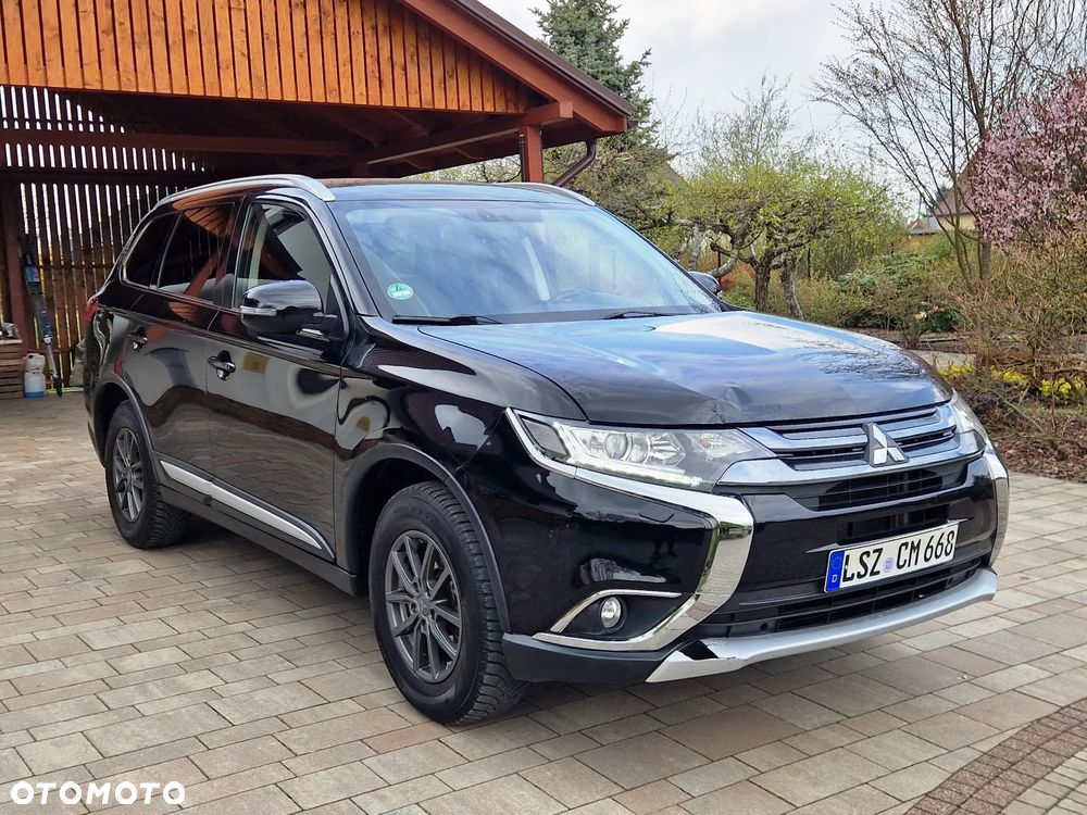Mitsubishi Outlander 2.0 2WD Invite - 11