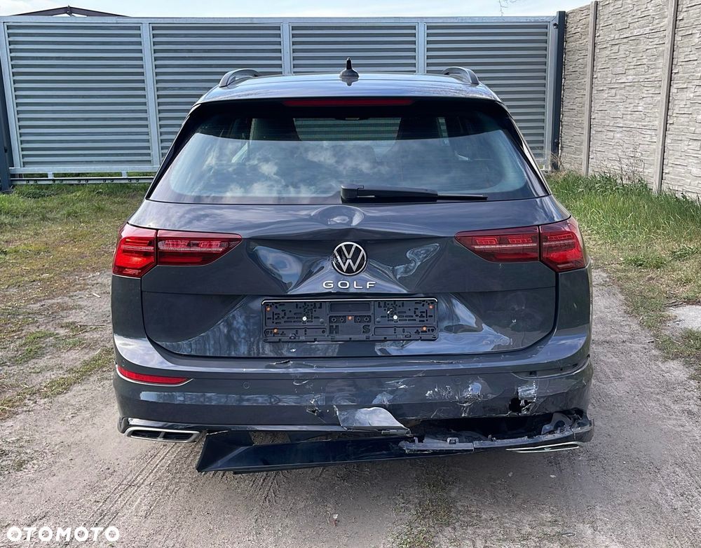 Volkswagen Golf 1.5 eTSI mHEV R-Line DSG - 9