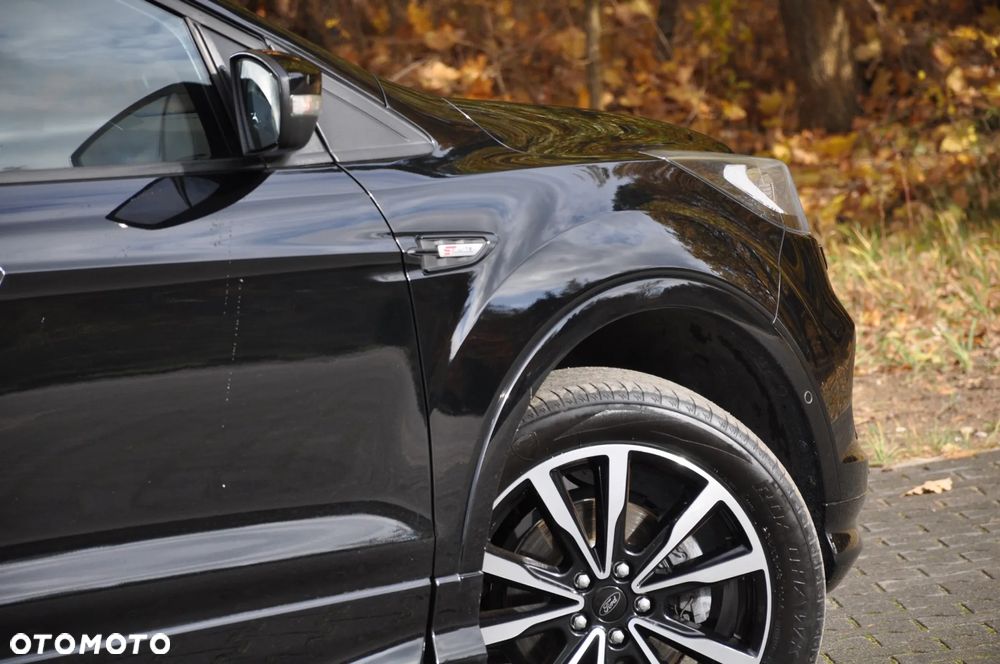 Ford Kuga 1.5 EcoBoost 2x4 Cool & Connect - 21