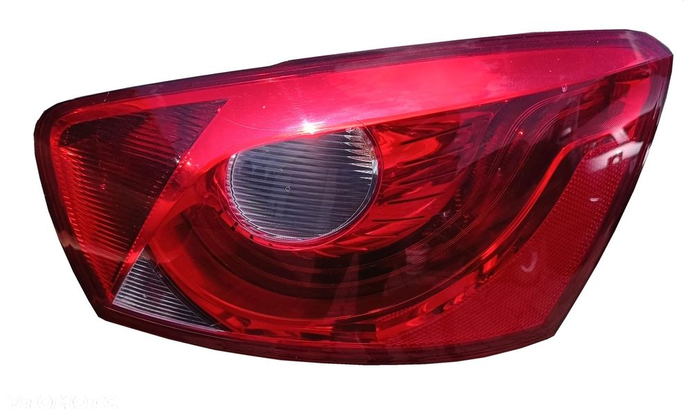 Ibiza IV lampa tylna tył w błotnik PRAWA EU Seat