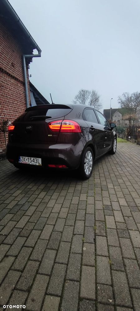 Kia Rio 1.4 crdi Business Line - 4