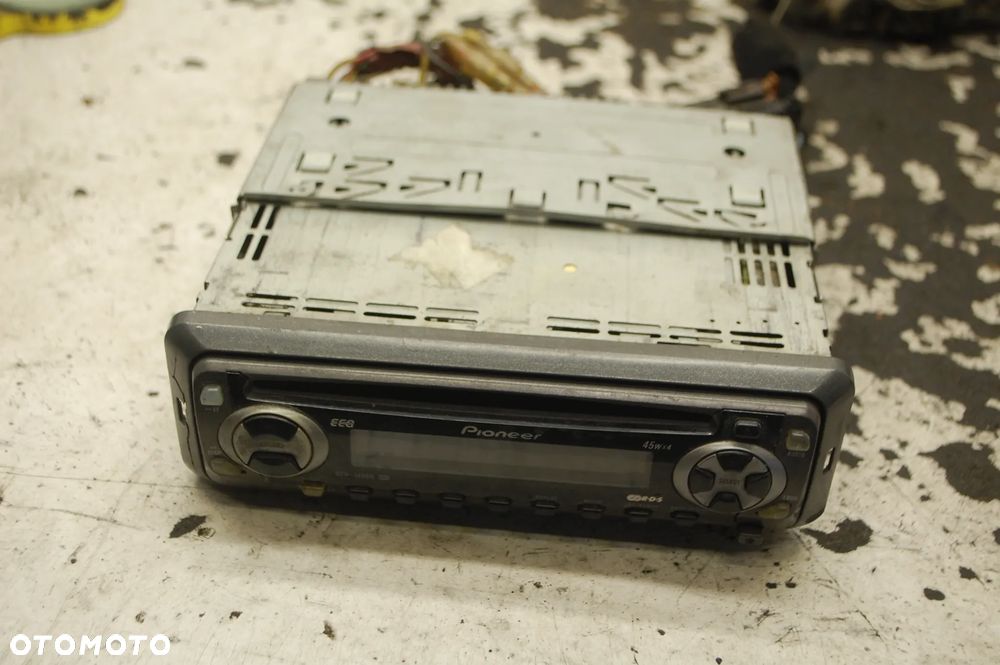 RADIO SAMOCHODOWE CD PIONEER DEH-1400R - 1
