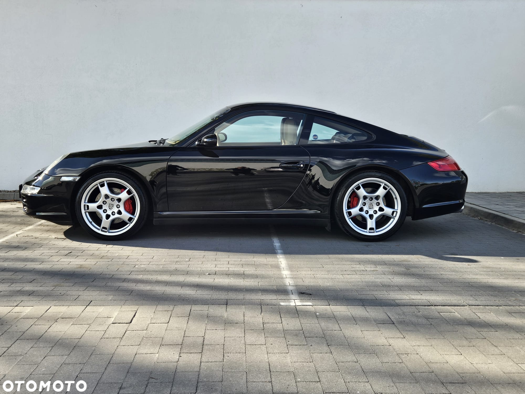 Porsche 911 Carrera 4S - 22