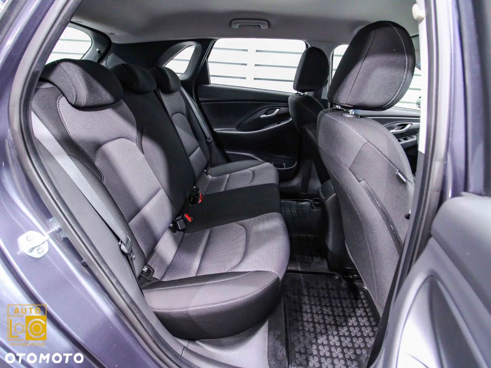 Hyundai i30 1.4 Comfort - 11