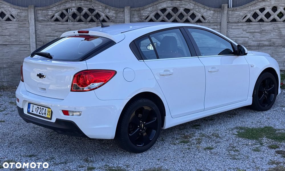 Chevrolet Cruze 1.8 LTZ+ - 21