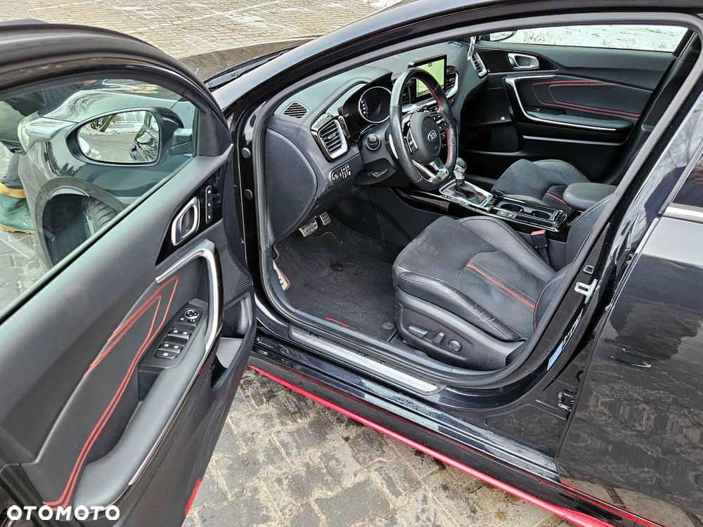 Kia ProCeed 1.6 T-GDI DCT7 OPF GT - 18