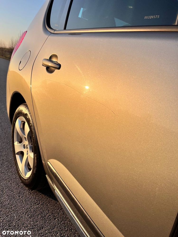 Peugeot 3008 2.0 HDi Active - 8