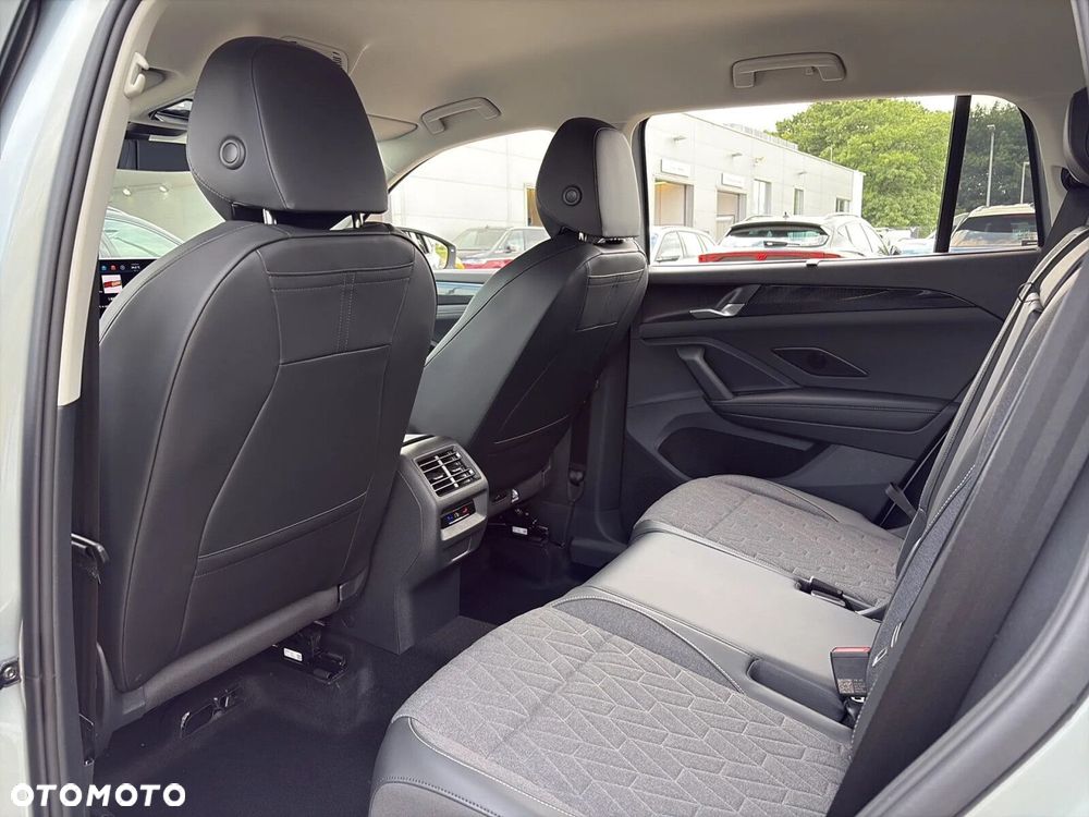 Volkswagen Tayron 1.5 eTSI mHEV Life Plus DSG - 25