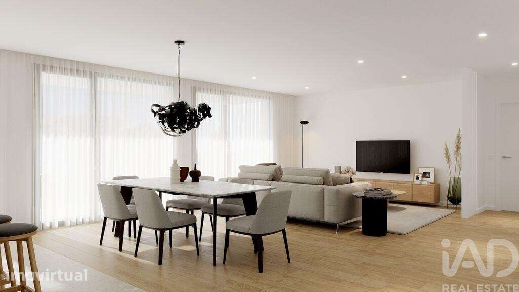 Apartamento T4 em Parceiros e Azoia de 208,00 m2 - Grande imagem: 2/30