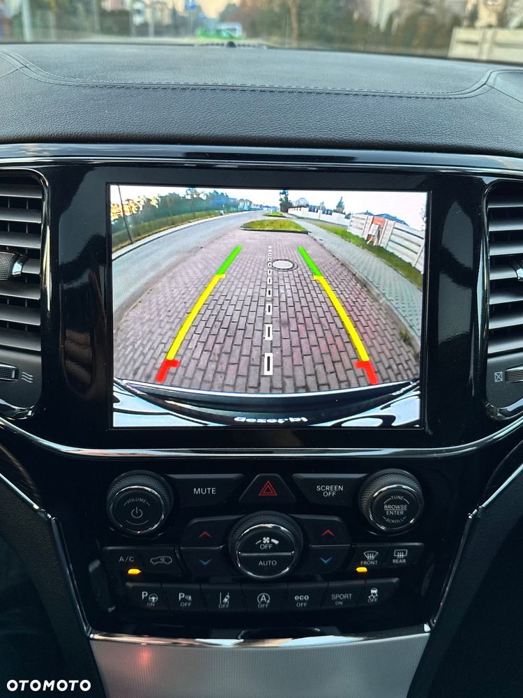 Jeep Grand Cherokee 3.0 CRD Summit - 27