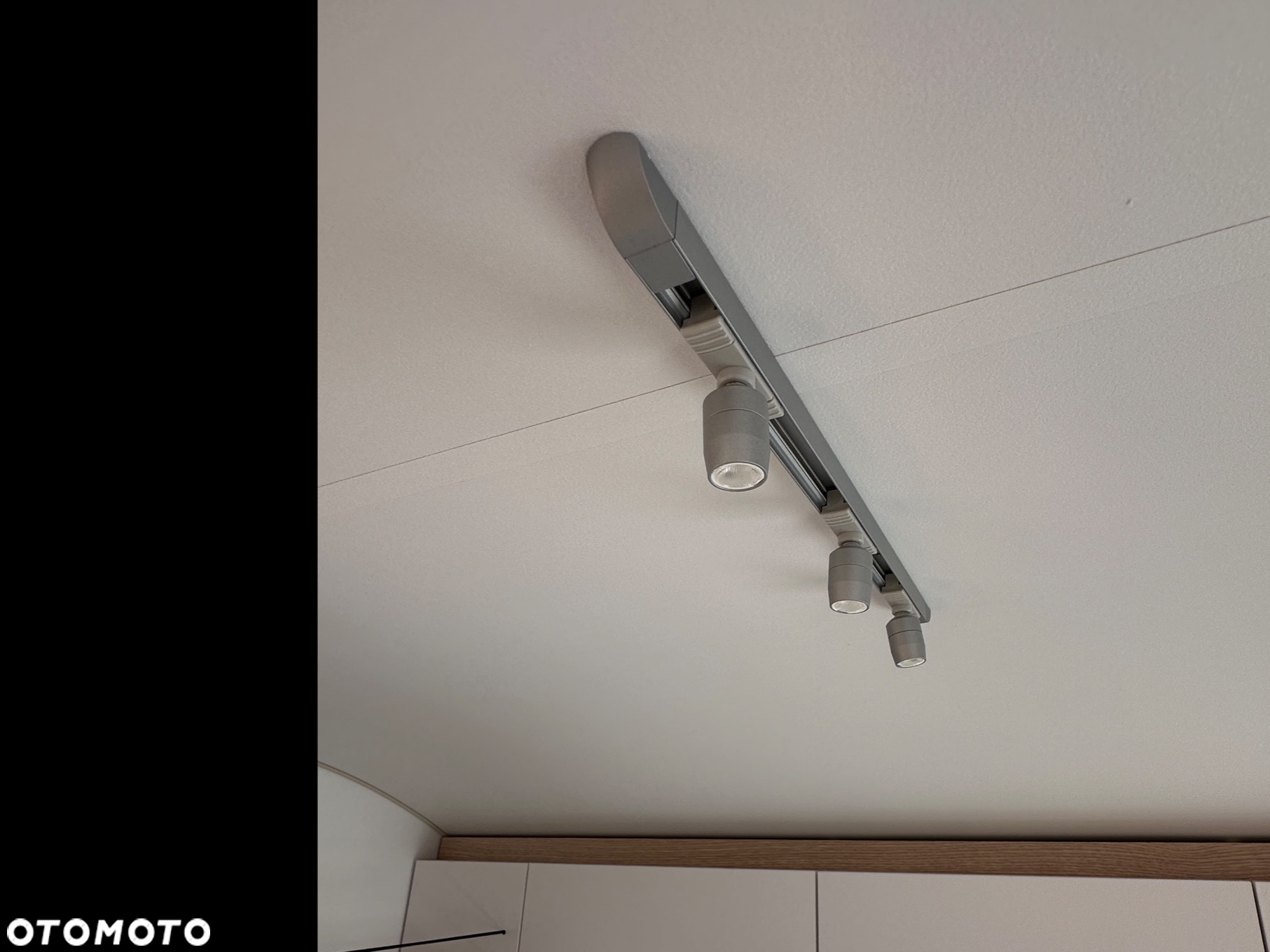 Adria AVIVA 360 DK - 25