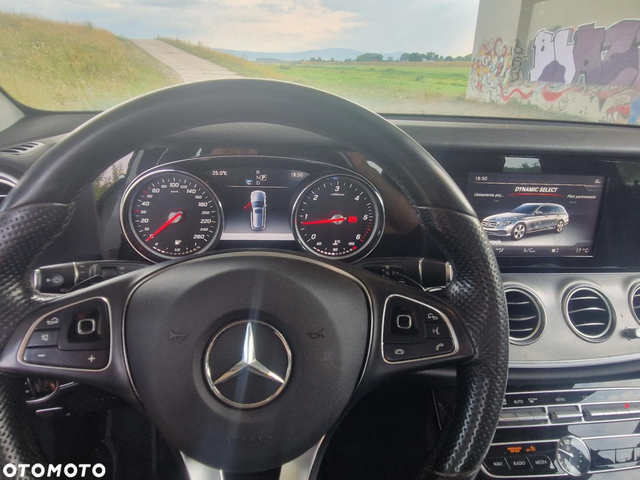 Mercedes-Benz Klasa E 220 d 9G-TRONIC - 13