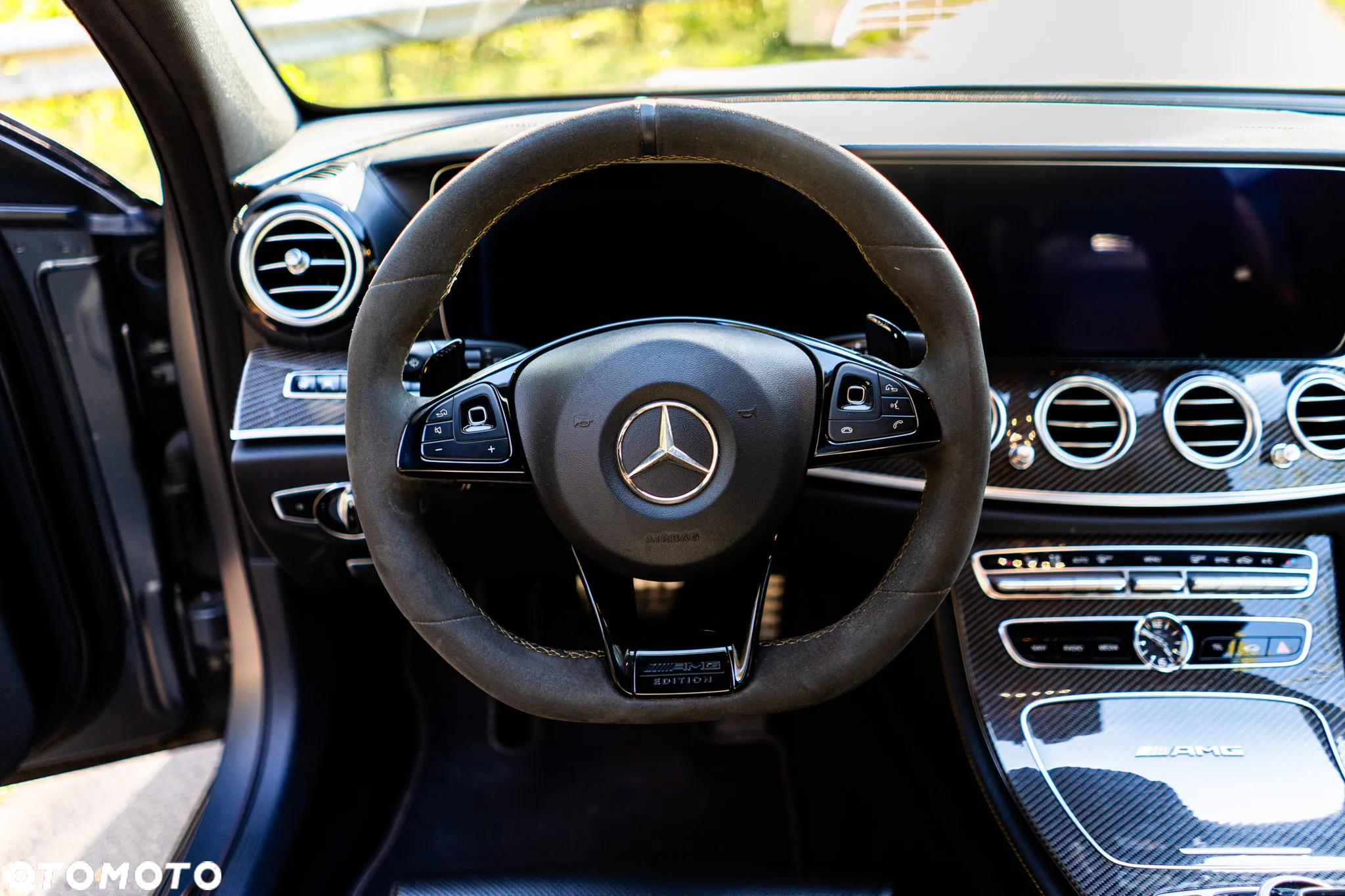 Mercedes-Benz Klasa E AMG 63 S 4-Matic+ - 13