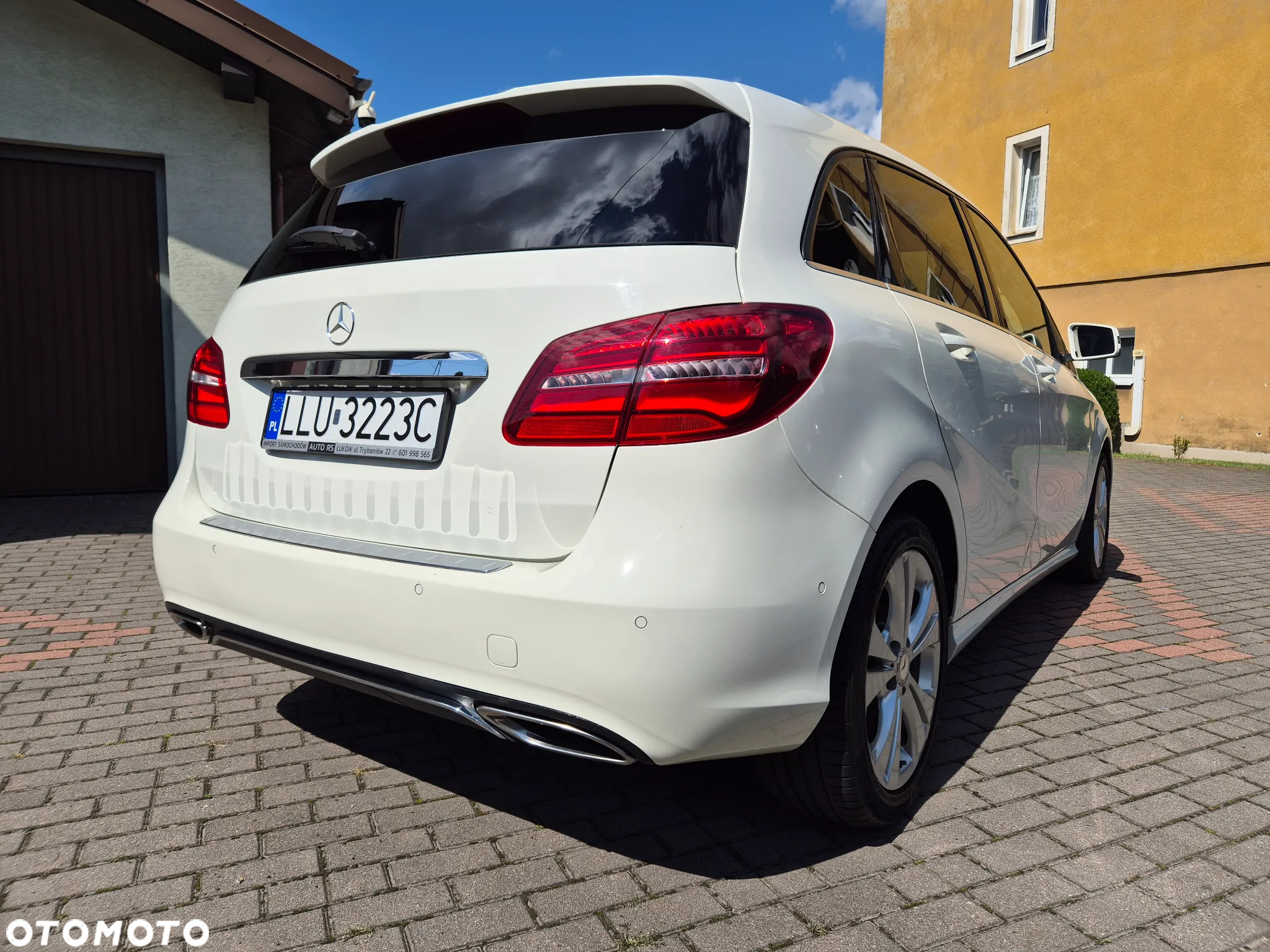 Mercedes-Benz Klasa B 180 7G-DCT - 23