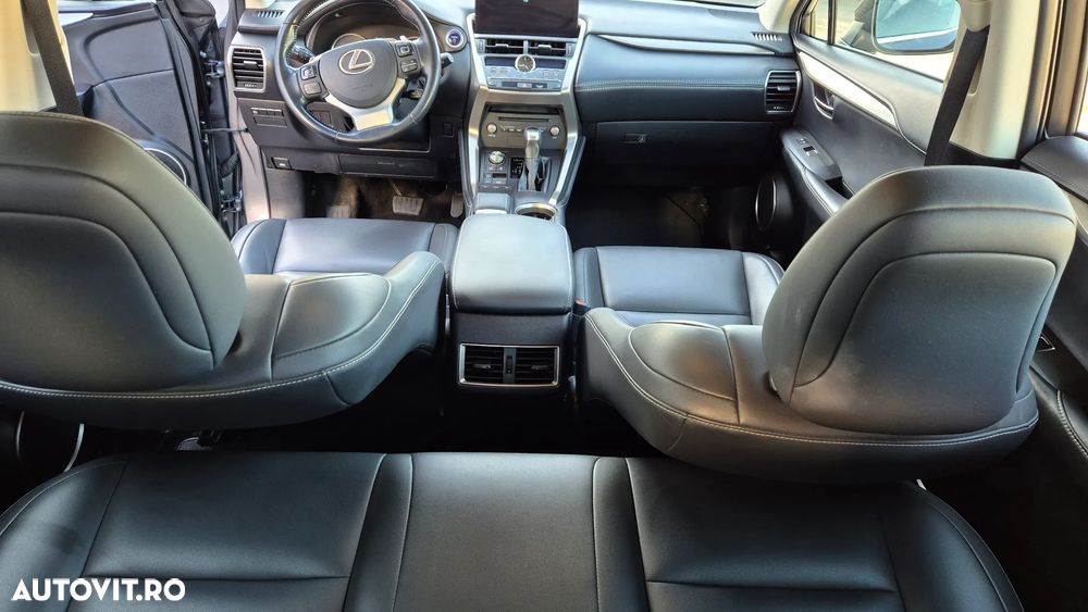 Lexus Seria NX - 27