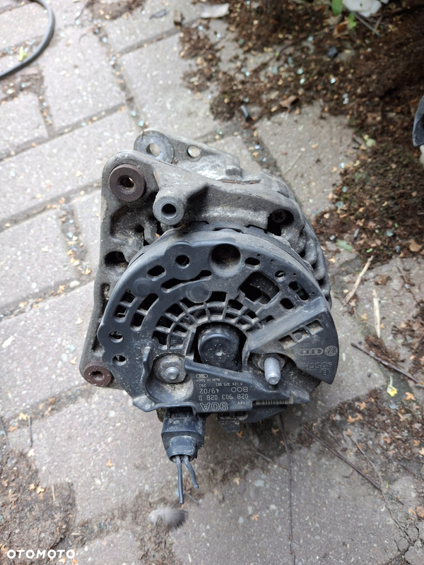 Alternator VW Golf TDI z Niemiec