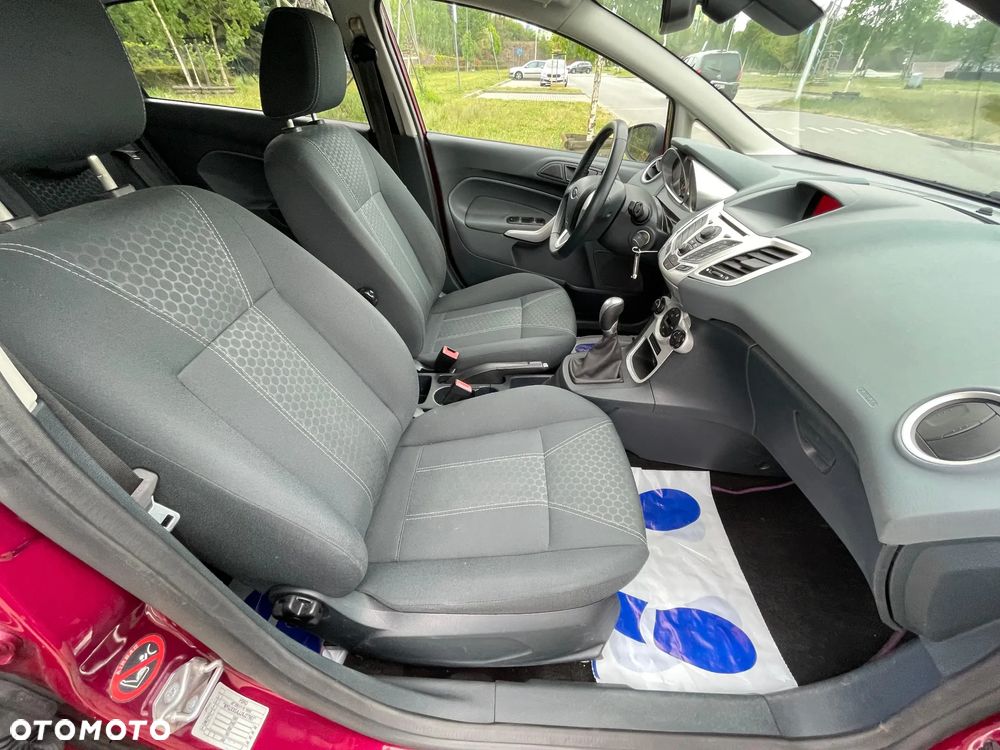 Ford Fiesta 1.6 Ti-VCT Titanium - 18