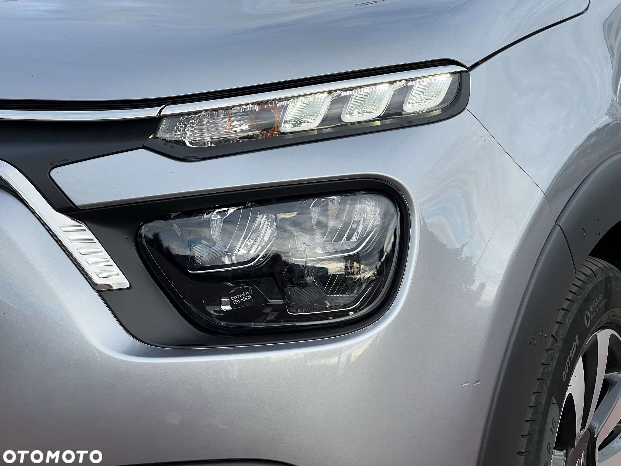 Citroën C3 1.2 PureTech Max EAT6 - 8
