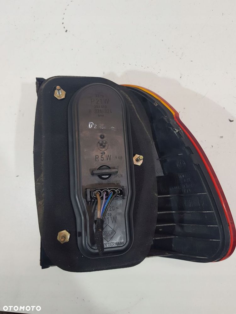 lampa lewy tył w błotnik bmw 5 e39 touring eur lift - 4