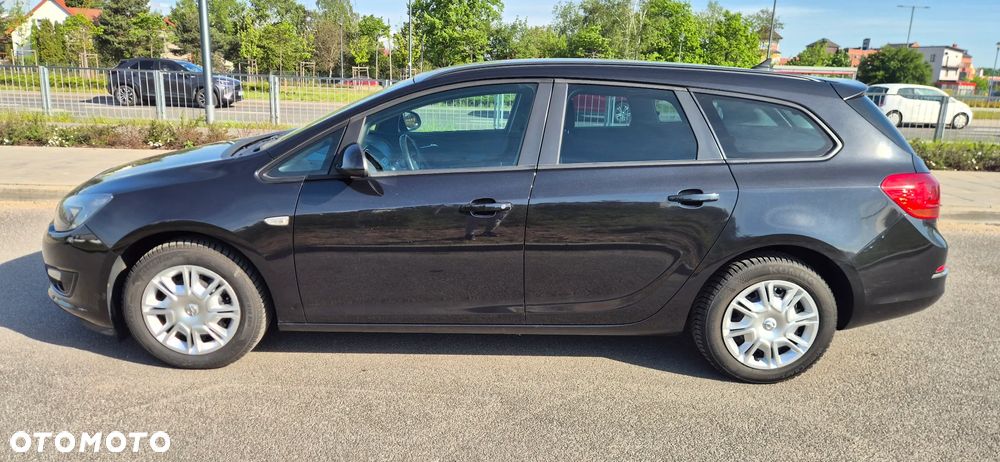 Opel Astra 1.4 Turbo Exklusiv - 6